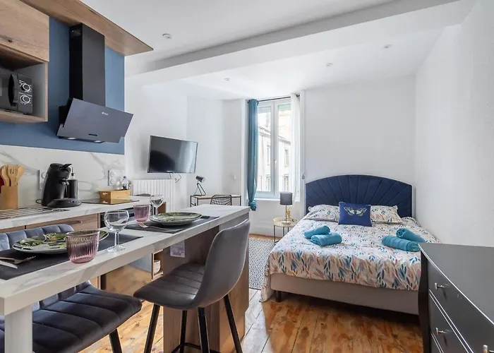 Le Mauna Loa ~ Centre-ville ~ Climatisation Apartment